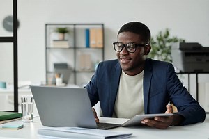 7 Minority Grants for Black Men Starting a Business or Growing an Existing Business - AfricanAmericanGrants