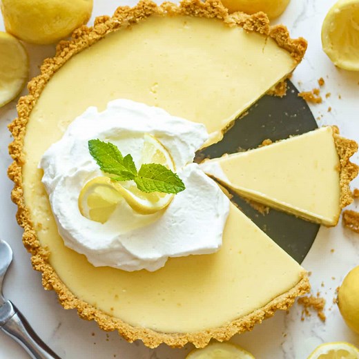 Old Fashioned Lemon Icebox Pie Recipe with Eagle Brand Milk & Easy Graham Cracker Crust | Chenée Today