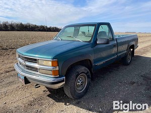 1998 Chevrolet 2500 4x4 Pickup | Transportation