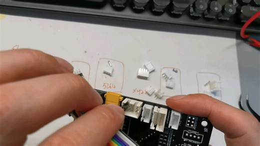 使用压线钳 端子 胶壳 做接线头