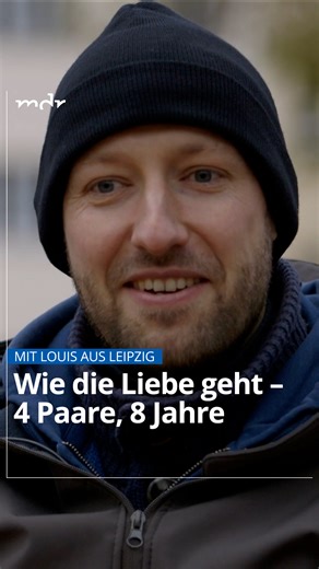 Mitteldeutscher Rundfunk on Instagram: "💘Wie die Liebe geht – Michi und Louis. 8 Jahre Beziehung: Höhen und Tiefen, große Fragen: Was bedeutet Freiheit in der Liebe? Michi (31) und der aus Leipzig stammende Louis (34) gehen ihren ganz eigenen Weg. Das Berliner Künstlerpaar fühlt sich auch unverheiratet tief verbunden. Besitzansprüche halten sie für falsch – und möchten daher ihre Beziehung öffnen. 👉️ Die neue Doku-Serie hat die beiden und drei weitere Paare über 8 Jahre begleitet. 📺️🔗„Wie di