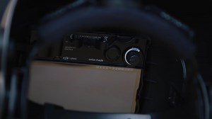 Una maschera da saldatura davvero rivoluzionaria: Optrel® Crystal 2.0 è dotata di una nuova tecnologia che garantisce protezione e una perfetta visuale sia in condizioni di luminosità che di oscurità. Fai una pausa ☕ e scopri tutti i dettagli con il nostro tecnico Gabriele. Per informazioni sul prodotto: https://fal.cn/3jfgz | Hoffmann Group