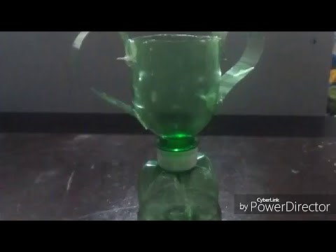Como fazer um troféu de garrafa pet
