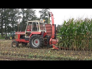 Mais hakselen met een PZ Harvall 170 en 4 rij Vicon MH 180 S Quattro aanbouw hakselaar (2021)