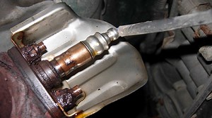 Toyota Tundra 2000 to Present How to Replace Oxygen O2 Sensors