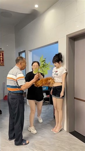 Papa was giving the teeth… Mummy took the control!