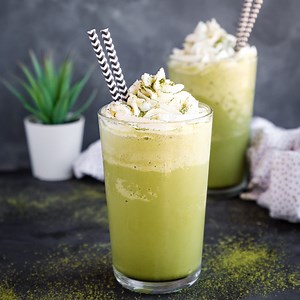 Healthy Matcha Green Tea Frappuccino