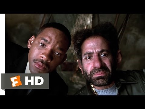 Men in Black II - Jeebs' De-Neuralyzer Scene (4/10) | Movieclips