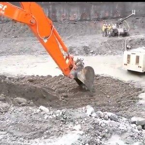 28K views · 118 reactions | Contaminated soil, could turn bad in a heartbeat. #construction #constructionworker #constructionfail #constructionsites | OSHA Is This Safe | Facebook