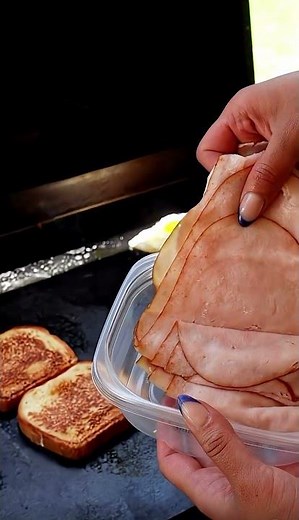 Sizzlin’ Sunrise Sandwich on the Blackstone Griddle