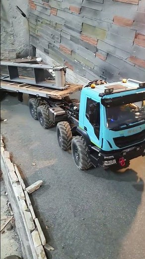 IVECO Trakker 8x8 GOES OFF-ROAD with 20kg Steel Beam! #rclive #heavymachines