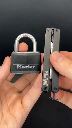 😮😮Opens locks in seconds—this clever fidget lock pick turns stress into satisfying clicks.😎 https://www.gesthetic.com/products/fidget-lock-pick-set | Gesthetic.C