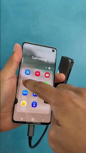 I connected a USB drive to my phone using a 7-in-1 hub - transferring and playing music directly ...