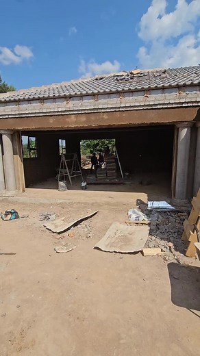 Double Garage Door: Benefits and Installation Tips