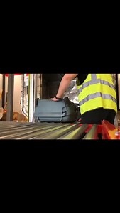 For loading ULD’s, inside the bagagefactory, the Liftall CLS solution. The "e" in e-CLS is for 'electric' as our Container Loading System is powered by electricity instead of compressed air. There has been great demand from our customers for an electrical solution, as many do not have access to compressed air. 🎥 @gaarnjensen 🙏 | Airport Ramp Life