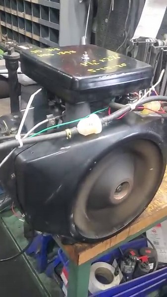 onan P218G run video