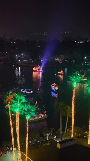 Seth Willingham | Travel Photographer on Instagram: "The 50th Annual Boat Parade of Lights in Dana Point was epic! All boats looked incredible and you could feel the holiday spirit everywhere you looked. Just incase you missed it, here’s a quick highlight clip of all of the action. Enjoy! 🎅🏽 🎄 ⛵️ . #boat #boatparade #lightshow #holiday #christmas #december #danapoint #california #holidays #holidayseason"