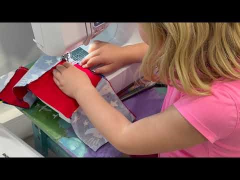 Felicity's Doll Blanket Tutorial