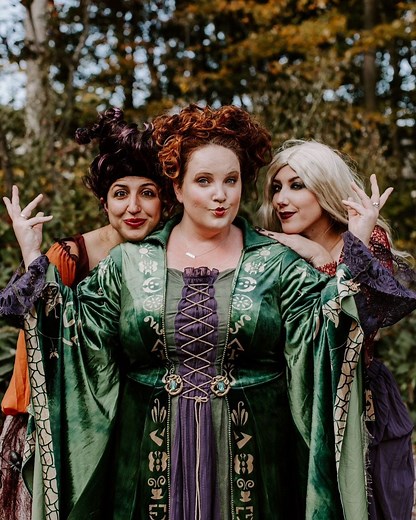 These Cute Trio Halloween Costumes Prove Three (or More) is a Charm