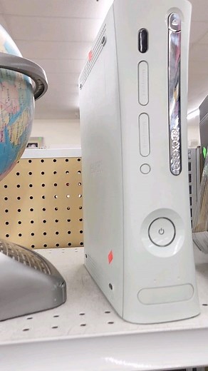 289K views · 10K reactions | Xbox still at thrift store. Breaks my heart. #thrifting #thriftshopping #thrift #thriftstorefinds #xbox360 #microsoft #lonely | Black Retro Gamer | Facebook