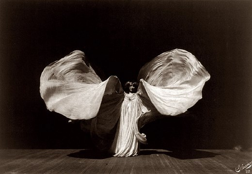 The Serpentine Dance and Loïe Fuller
