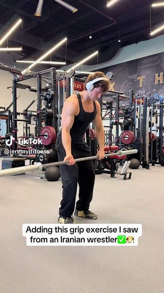 Incorporating Grip Exercises for Enhanced Performance