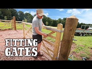 HANGING WOODEN GATES