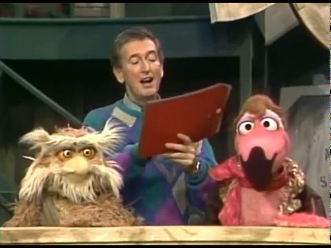 Sesame Street - Bob joins Placido's animal opera