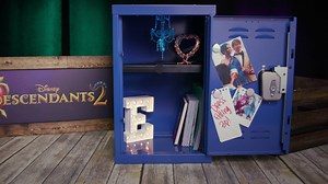 40K views · 1K reactions | Some Evie inspo for your locker this school year! | Disney Descendants | Facebook