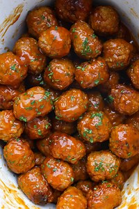 https://therecipecritic.com/slow-cooker-honey-buffalo-meatballs/ Tender, juicy Slow Cooker Honey Buffalo Meatballs are simmered in the most tantalizing sweet heat sauce everyone goes crazy for! | Tried and True Recipes