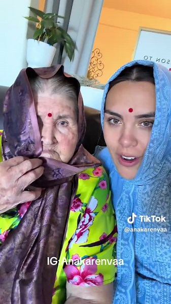 Vesti a mi abuelita de 90 años como una INDIA y creo Que si le gusto 🤩