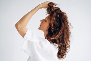 Hairstylists Explain Why Your Hair Needs A Toner (And How To Correctly Use One)