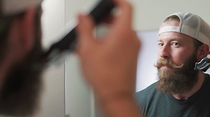 Beard Trimming For Beginners: How & When to Trim