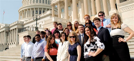 Living-Learning Communities : Living on Campus