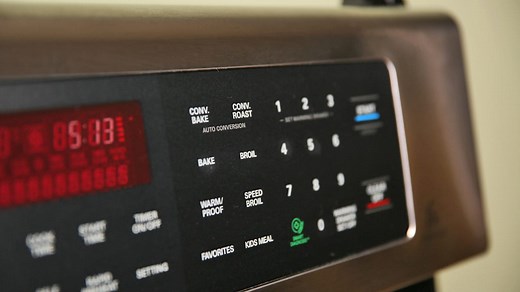 LG Smart ThinQ 6.3 Cu. Ft. Capacity Electric Single Oven Range with Infrared Grill LRE3027ST review: This LG oven is smart, but not smart enough