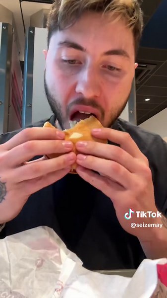 Dégustation du nouveau burger chez Quick !