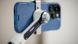 We Review the Latest Pro Smartphone Stabilizer: Insta360 Flow 2 Pro