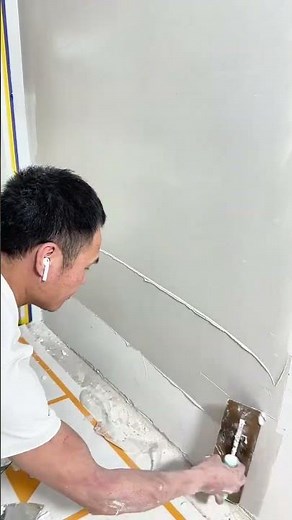 Painter Applying putty | Puttying for renovation #putty 251216