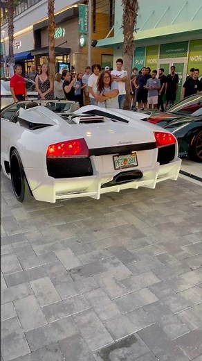 LAMBORGHINI MURCIELAGO REVVS AT BABY BLUE HURACAN.