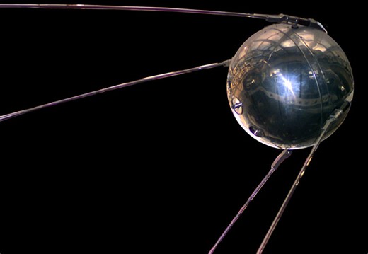 What is space junk and why is it a problem? | Natural History Museum