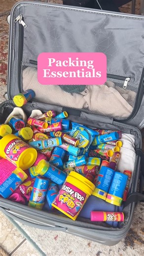 6 comments | If it doesn’t fit in the bag with my Push Pops, it’s not coming  | Push Pop | Facebook