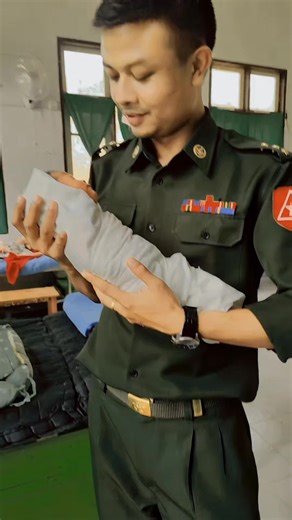 ယမုံဟိဏ်းထက် ဖေ့သမီးလေးများ