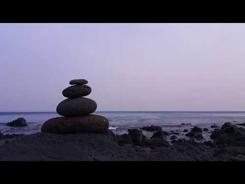 2 Minute Re-Centering Mindfulness Meditation for De-stressing