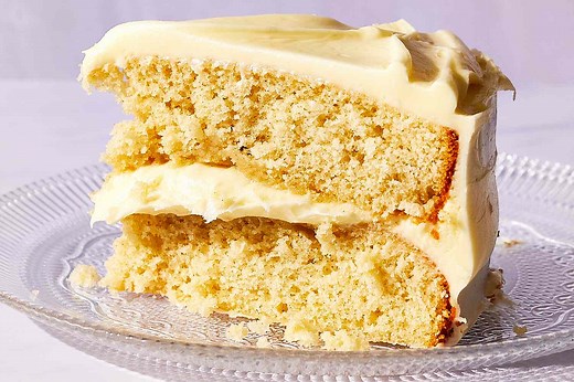 It's Easy to Make a Fluffy Vanilla Cake From Scratch
