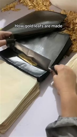 sango (@doctorsango)’s video of how gold leaf is made
