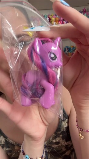Pakowanie paczek My Little Pony z Vinted — jak pakuję zamówienia