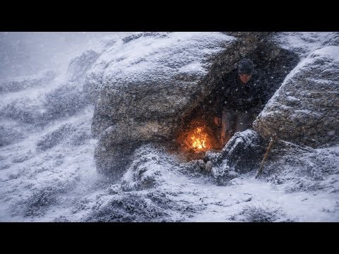 Surviving in severe winter snow and blizzards/Building a safe and strange shelter in an ancient cave
