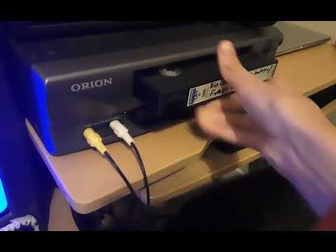 How To Insert A VHS Tape
