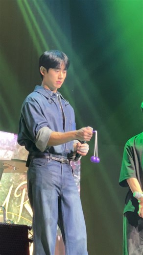 Jung Hae In's Fun Lato Lato Performance in Manila