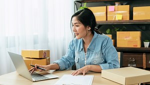 Payment links: What they are   why your business needs them | QuickBooks